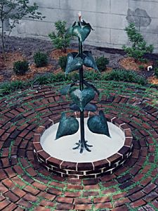 Tropical-Leaf-Fountain.jpg