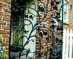Dogwood Tree Side Entry Doorway Gate Dogwood Tree Side Entry Doorway Gate open view
